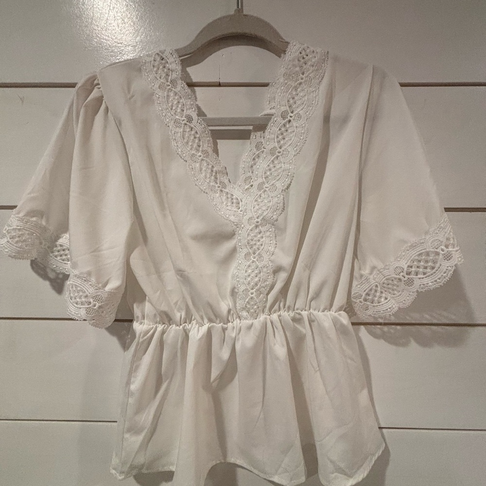 Elegant White Lace Trim Blouse